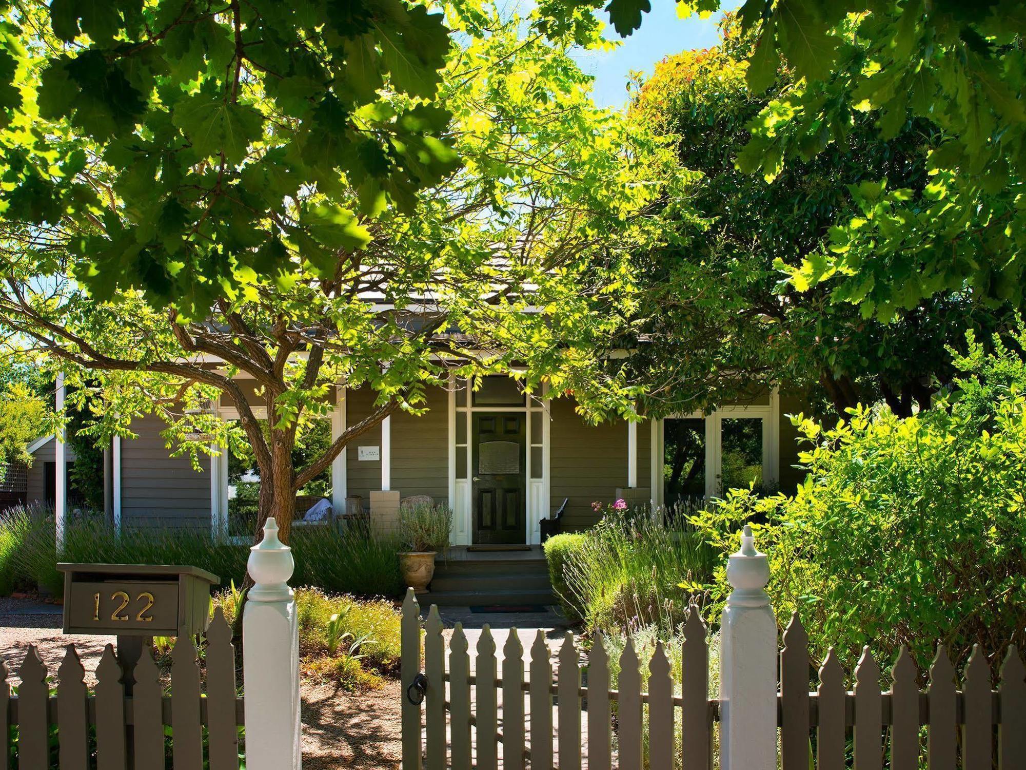 Spa Villas On Main Daylesford Bagian luar foto