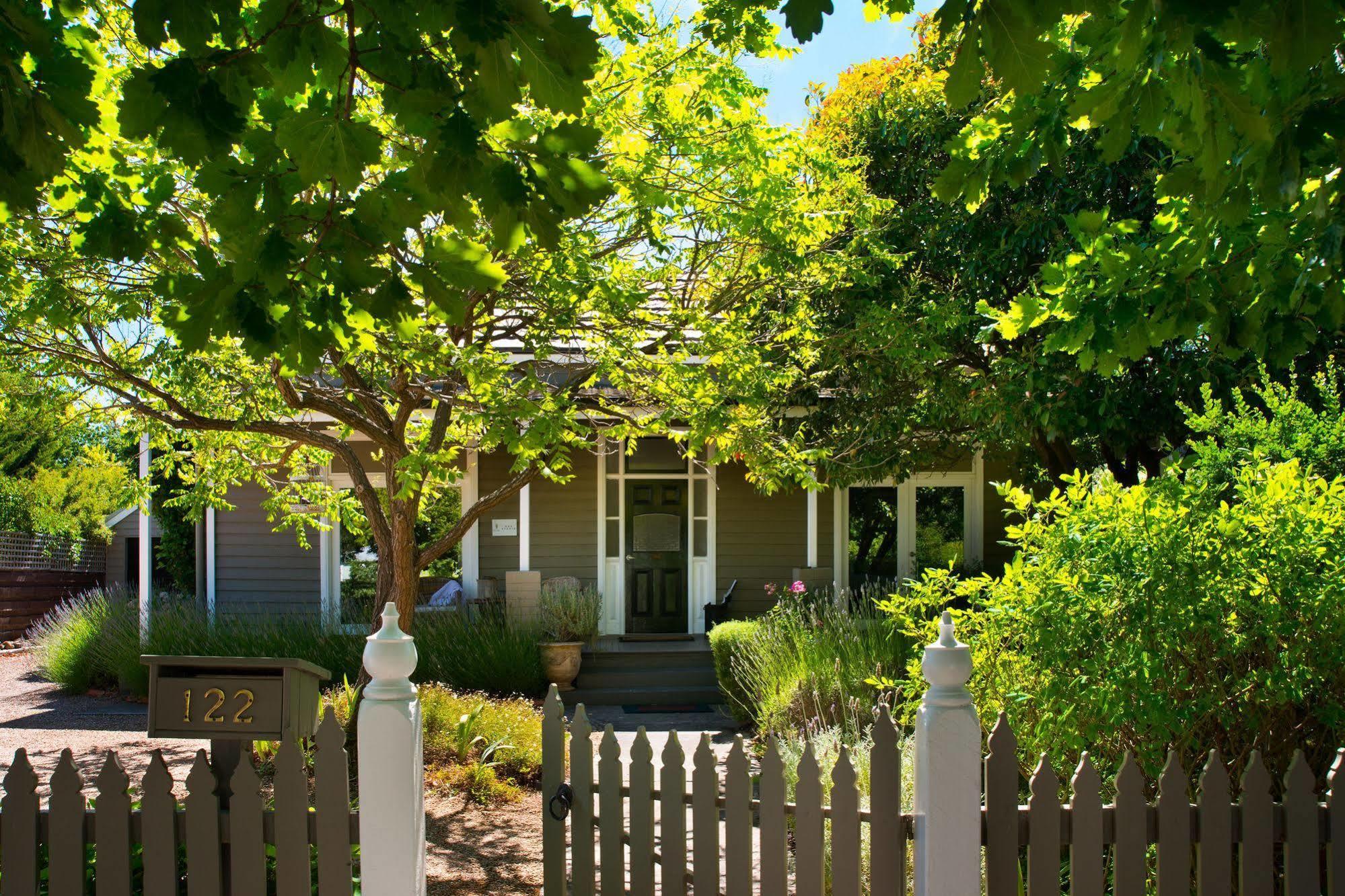 Spa Villas On Main Daylesford Bagian luar foto